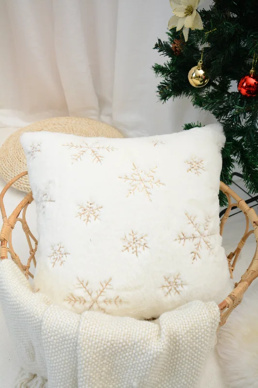 Fluffy Snowflake Pillow