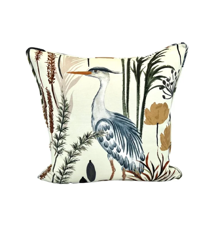 Heron in Everglades Pillow Cover in Ivory Beige Fabric