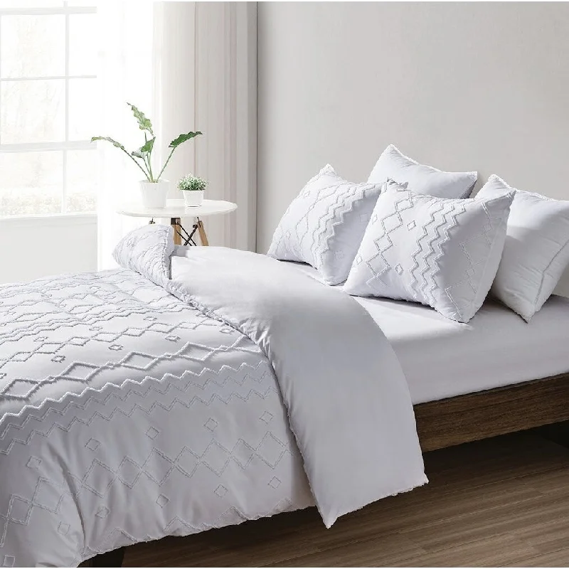 Bibb Home 2000 Count Tufted Duvet Cover (3-Piece)