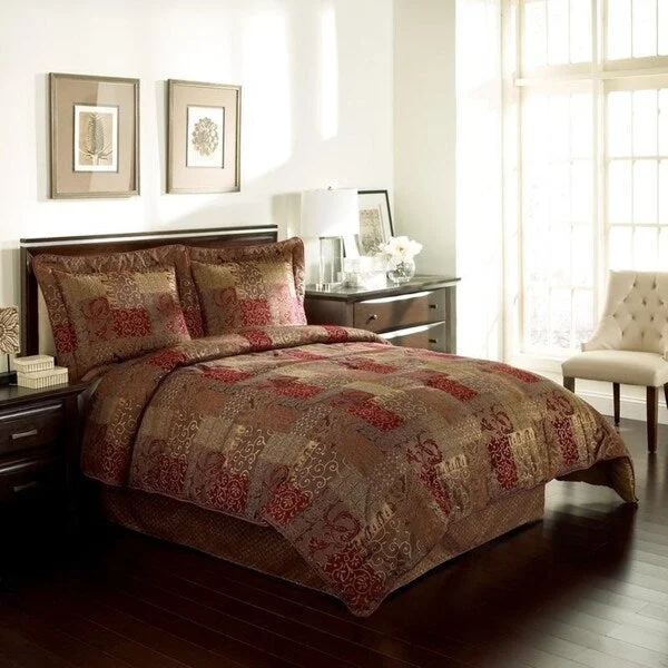 Croscill Galleria Red Opulent Chenille Jacquard Woven 4-Piece Comforter Set