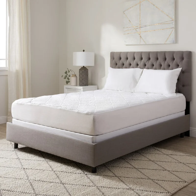 Jennifer Adams Signature Mattress Pad - White