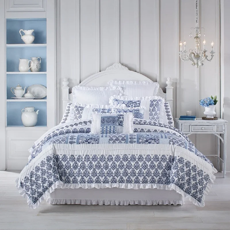 The Gray Barn Georgia Air Farmhouse Patchwork Comforter Set